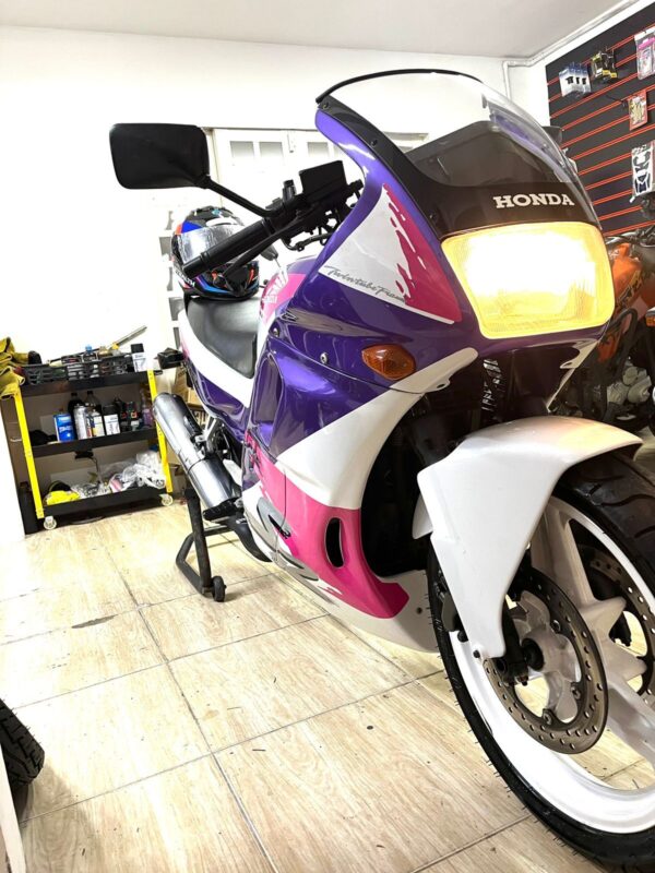CBR 450 SR
