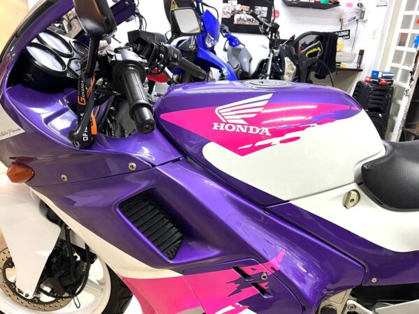 CBR 450 SR - Image 4