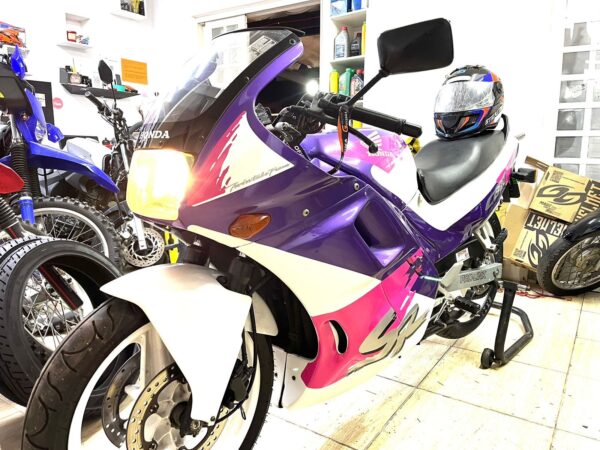CBR 450 SR - Image 7