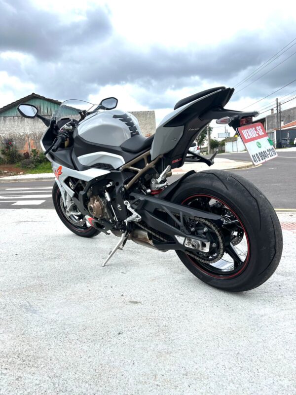 BMW S 1000 RR ANO 2021 - Image 9