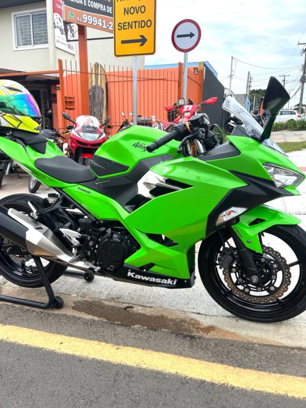 KAWASAKI NINJA 400R ZX 4R ANO 2019 - Image 11