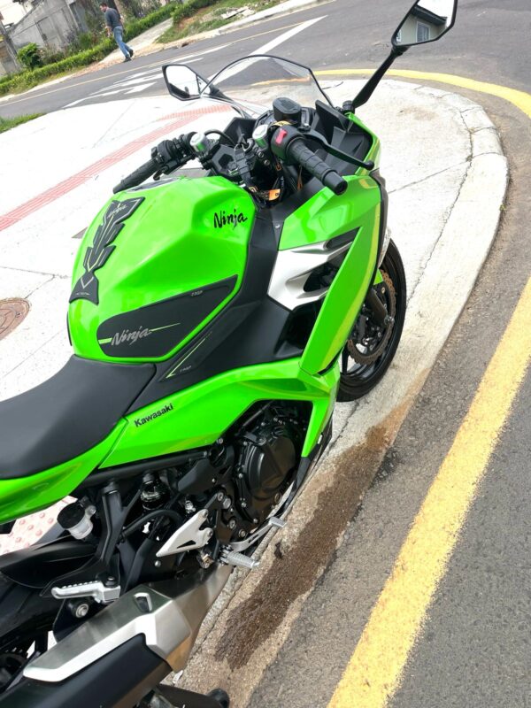 KAWASAKI NINJA 400R ZX 4R ANO 2019 - Image 13